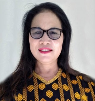 Veronika Wawo,S.Pd,M.Pd Veronika Wawo,S.Pd,M.Pd